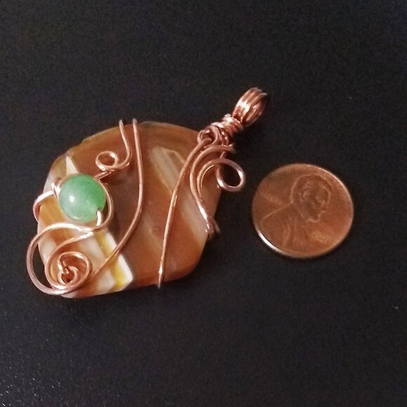 Sleek Copper Wire Wrap! Banded Agate + Green Aventurine Pendant - Casual Chic! - Picture 4 of 10
